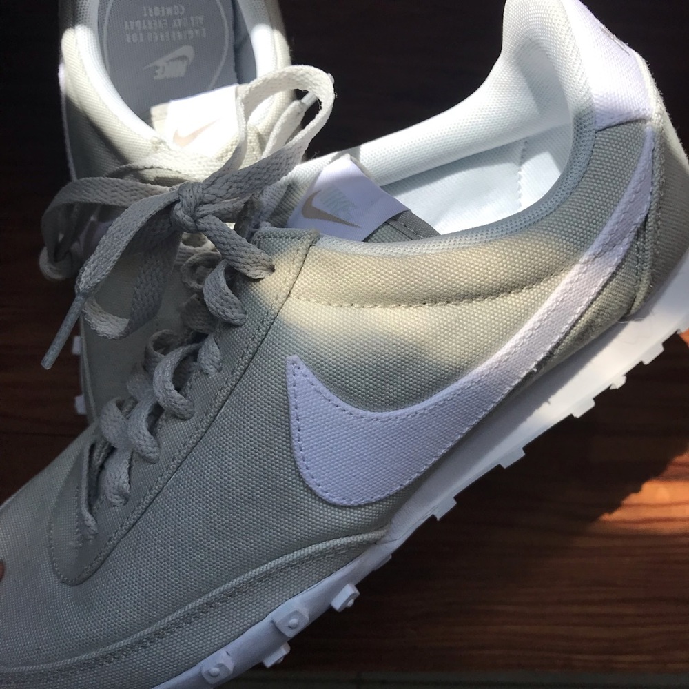 Nike Waffle Racers - Size 9.5